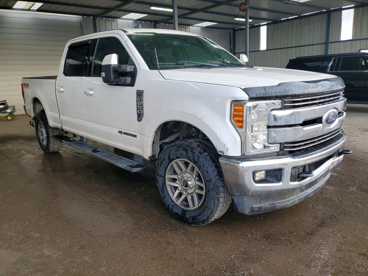 2019 Ford F250 Lariat 4Wd 6.7L V8 Tdsl Crew Cab - Image 4