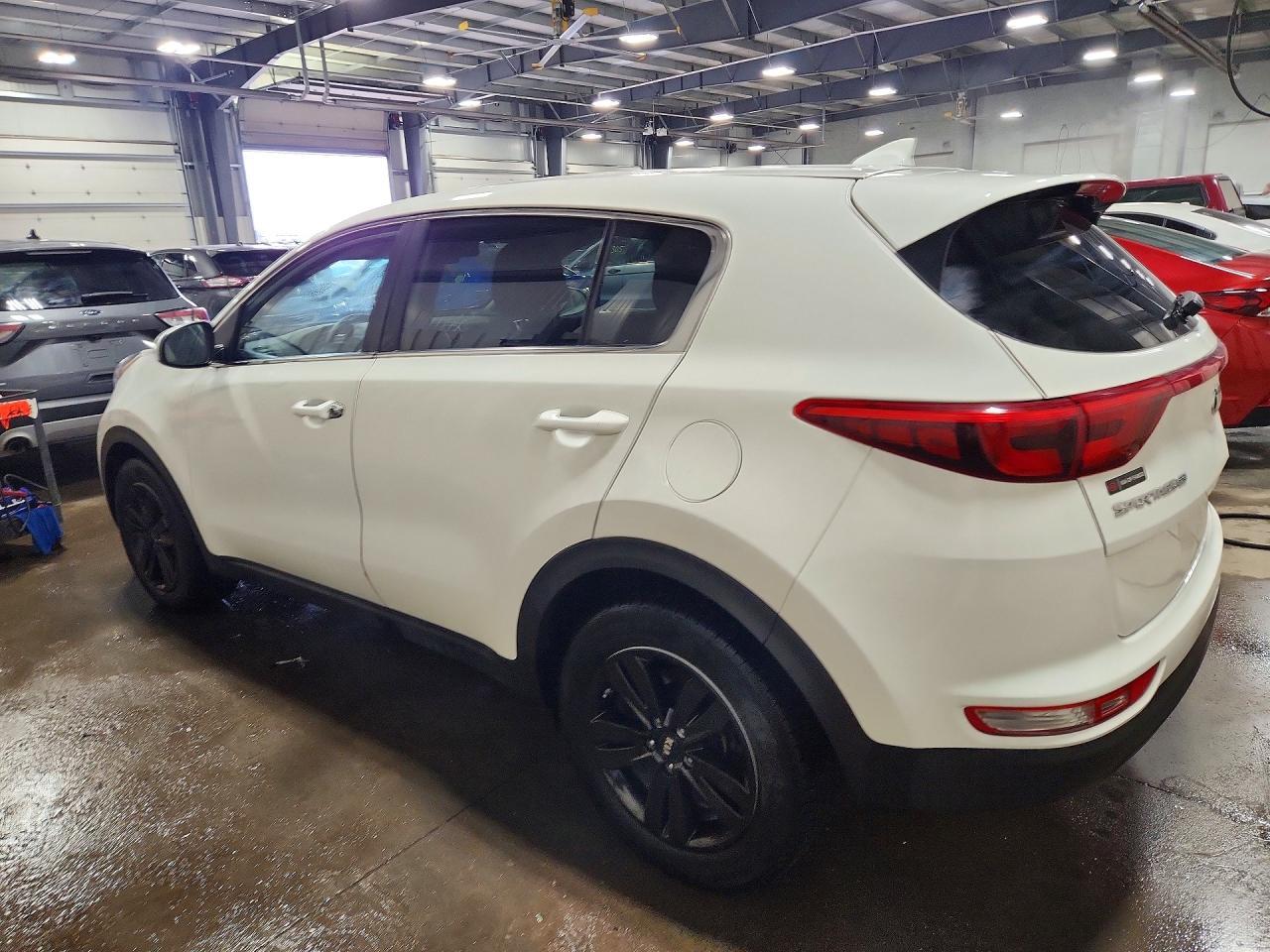 2018 Kia Sportage Lx - Image 2