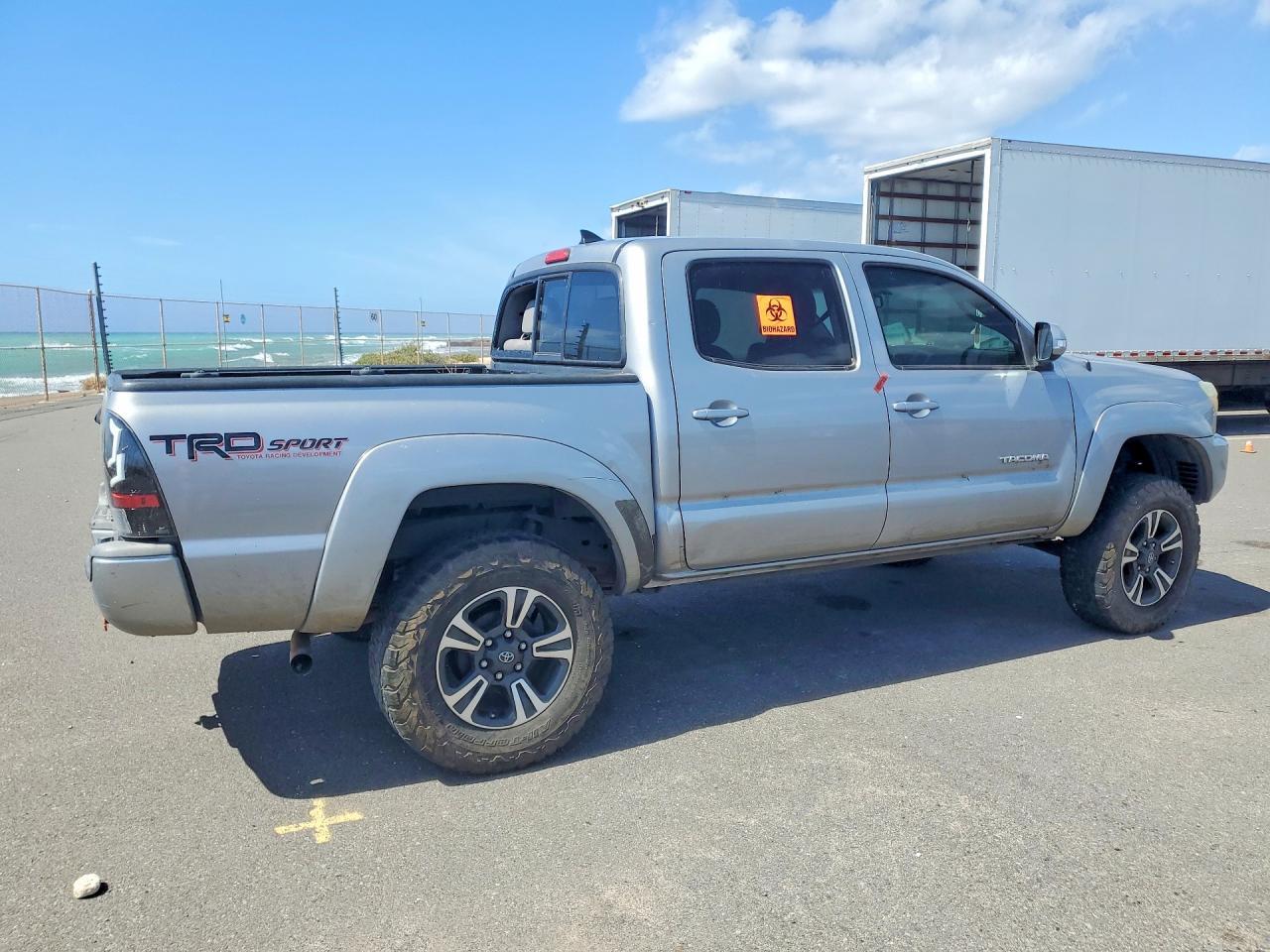 2015 Toyota Tacoma - Фото 3