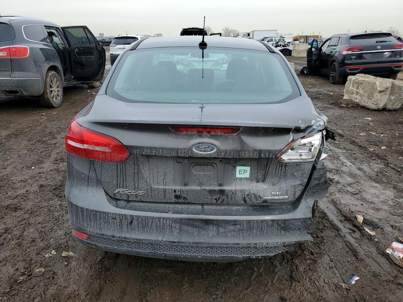 2015 Ford Focus Se - Фото 6