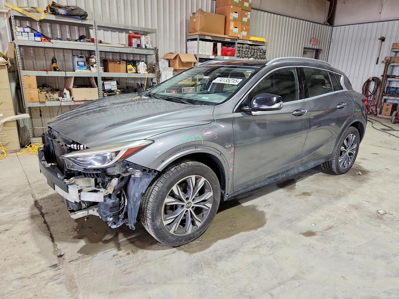 2017 Infiniti Qx30 Base