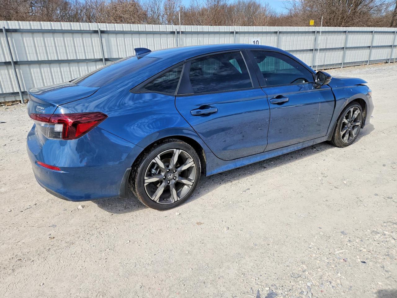 2025 Honda Civic Sport - Image 3