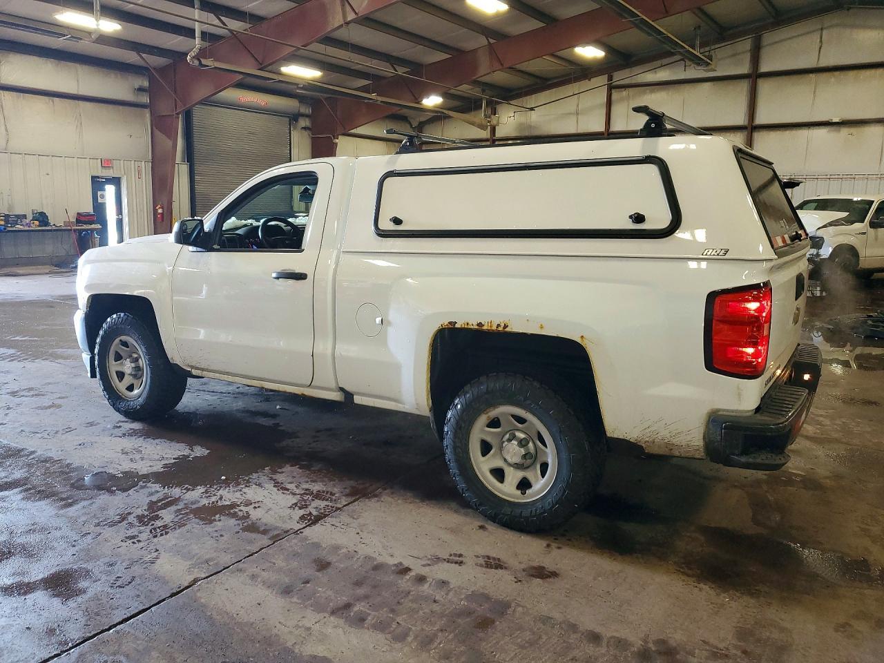 2016 Chevrolet Silverado C1500 - Фото 2