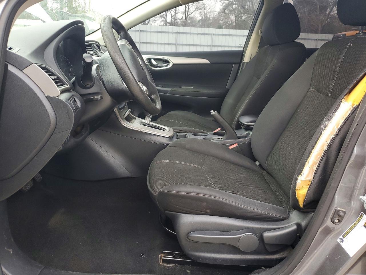 2015 Nissan Sentra S - Image 7