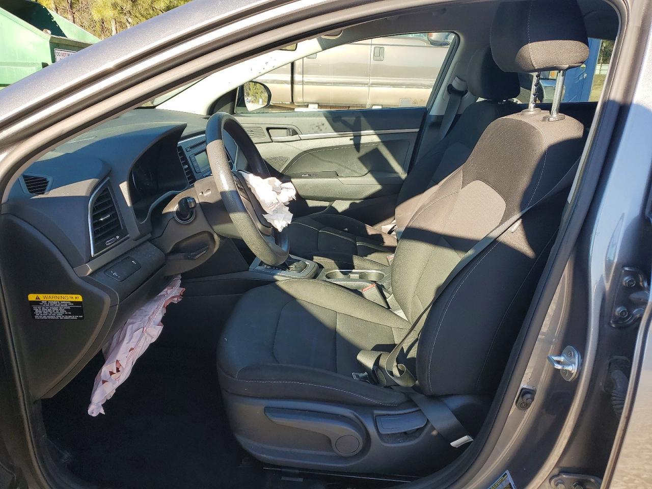 2018 Hyundai Elantra Se - Image 7