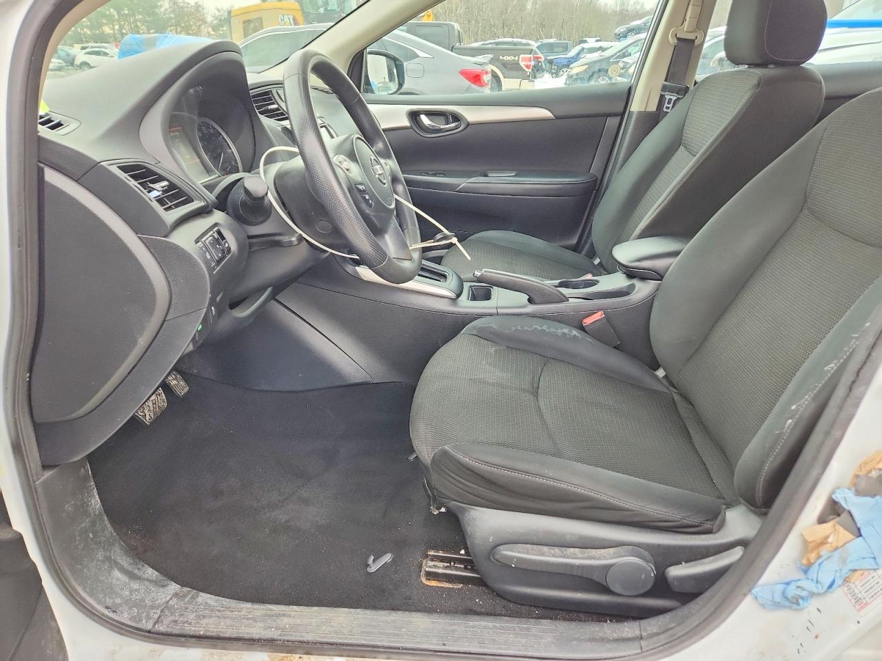 2019 Nissan Sentra S - Image 7