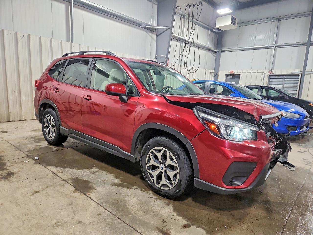 2019 Subaru Forester Premium - Фото 4