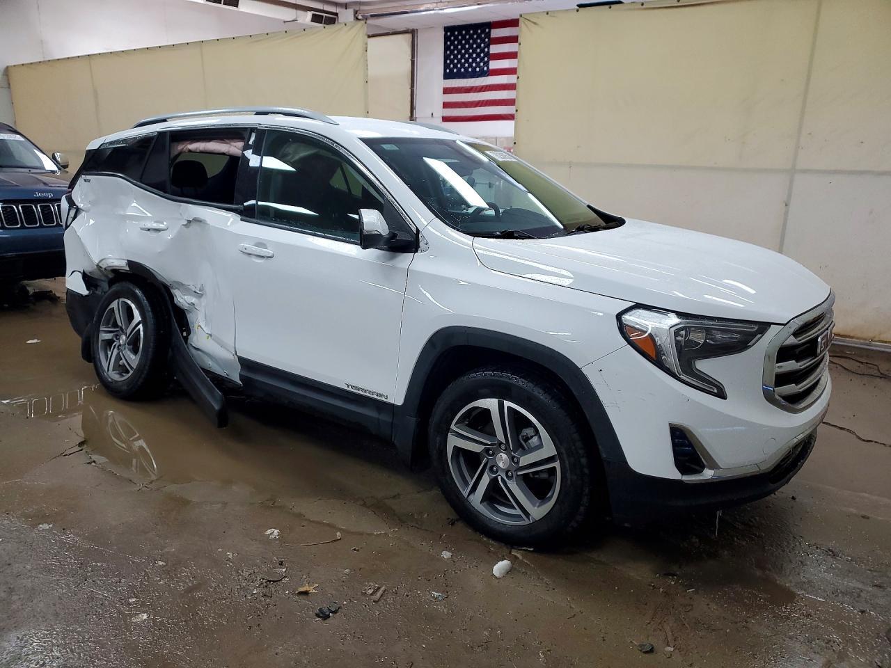 2021 GMC Terrain Slt - Image 4