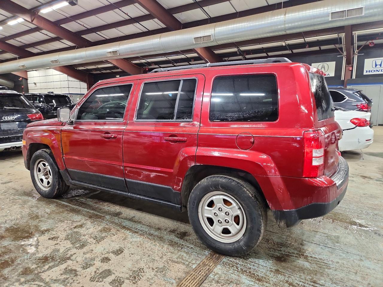 2016 Jeep Patriot Sport - Фото 2