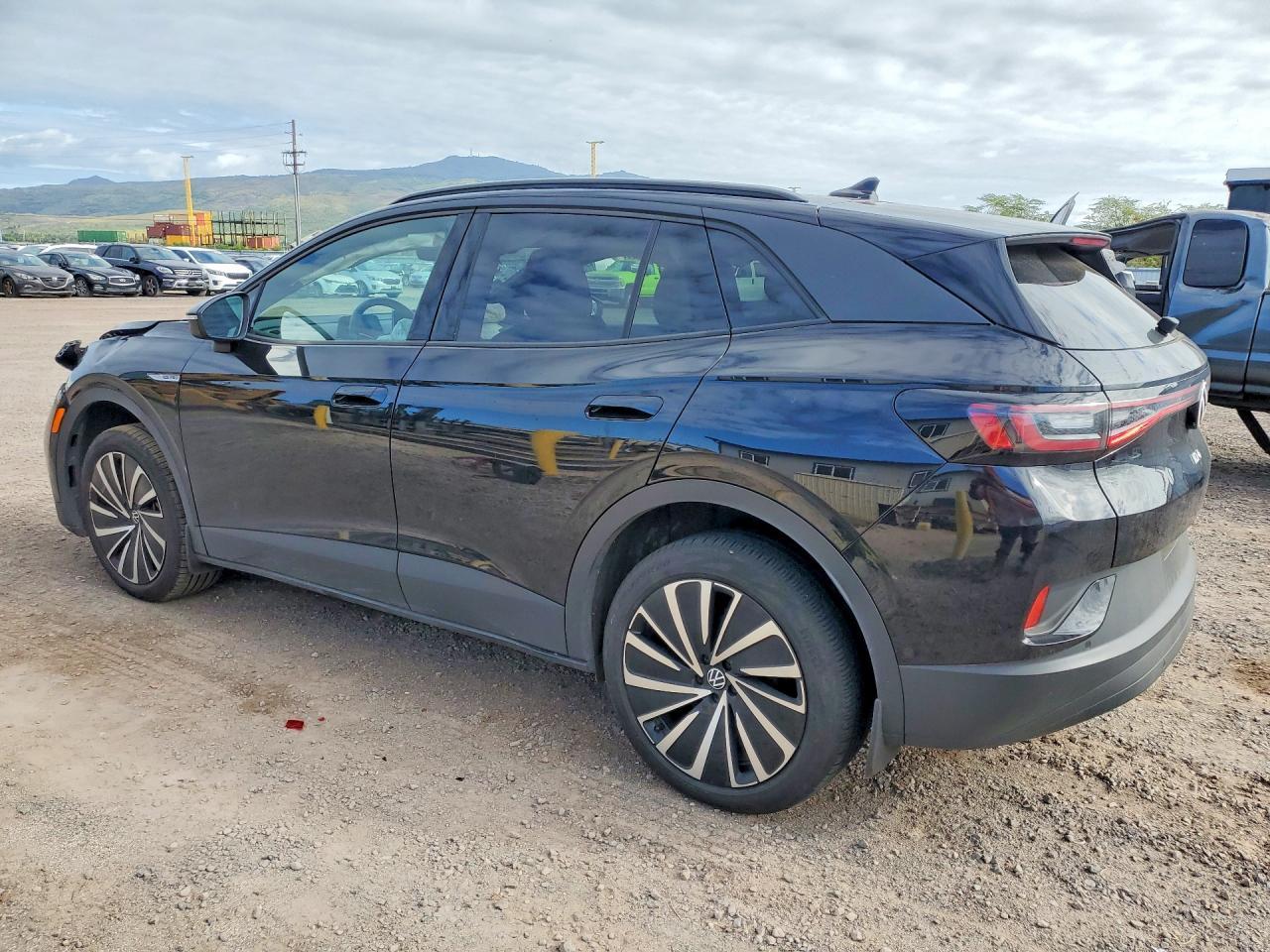 2025 Volkswagen Id.4 - Image 2