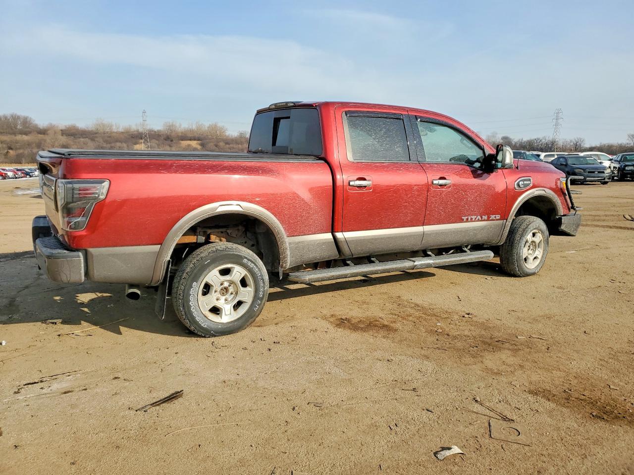2016 Nissan Titan Xd 4Wd V8 Tdsl 5.0L Platinum - Фото 3