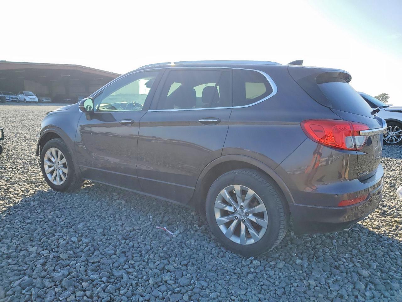 2017 Buick Envision Essence - Фото 2