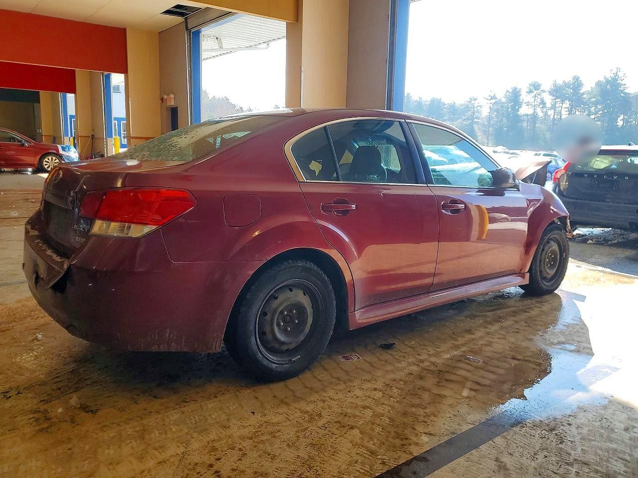 2011 Subaru Legacy 2.5I - Фото 3