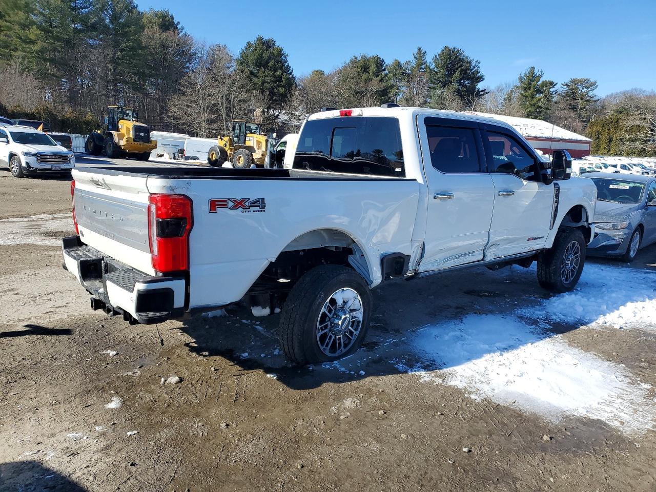 2024 Ford F350 Super Duty - Фото 3