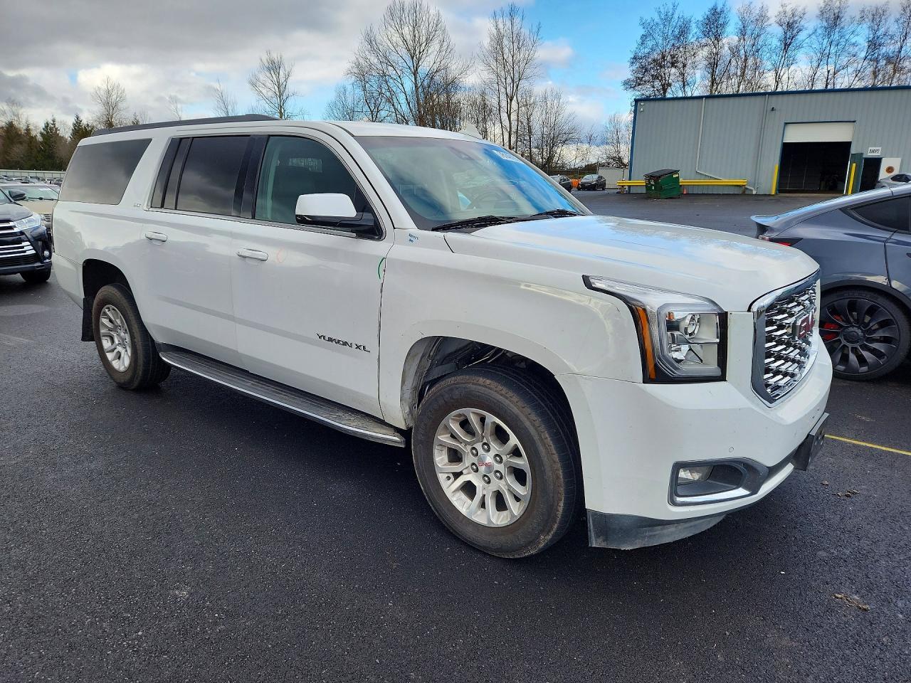 2017 GMC Yukon Xl K1500 Slt - Image 4