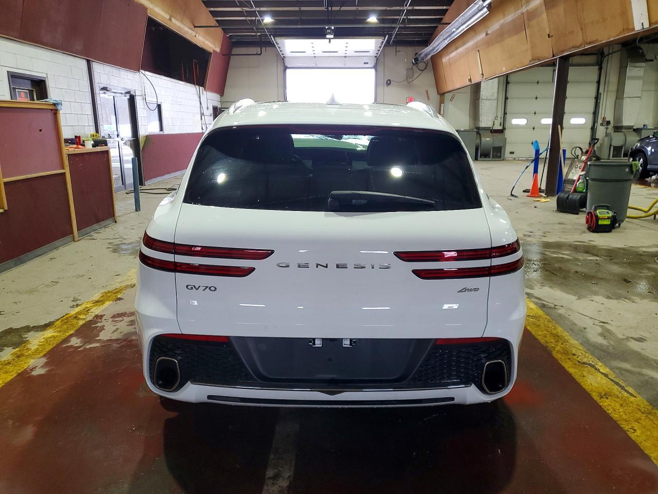 2025 Genesis Gv70 2.5T Standard - Фото 6