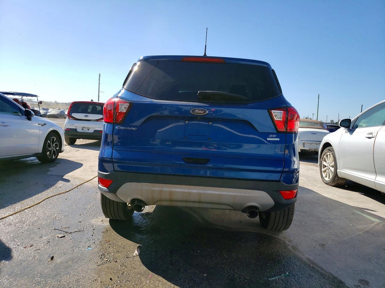 2019 Ford Escape Se - Фото 6