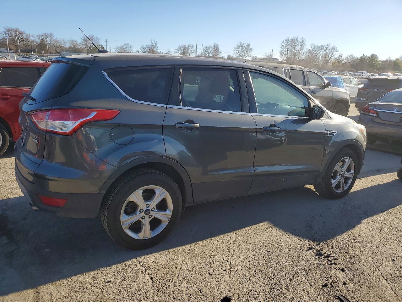 2016 Ford Escape Se - Фото 3