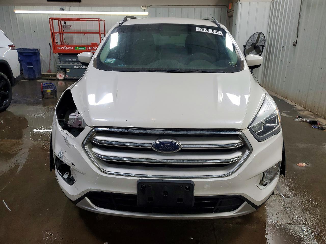 2018 Ford Escape Sel - Фото 5