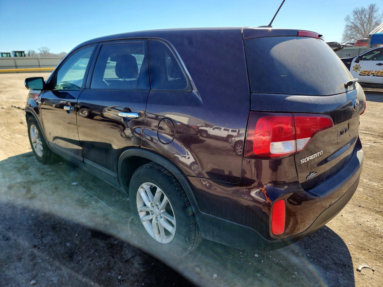 2015 Kia Sorento Lx - Image 2