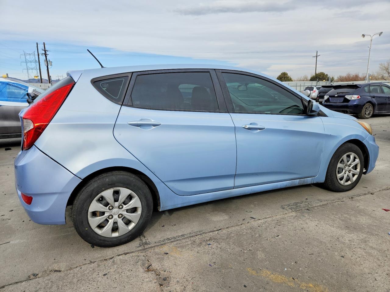 2014 Hyundai Accent Gls - Фото 3