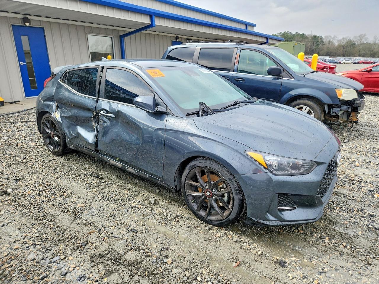 2020 Hyundai Veloster 2.0L - Image 4