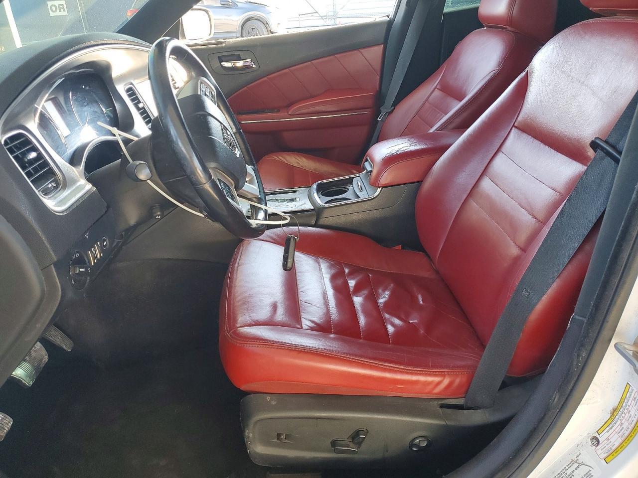 2011 Dodge Charger - Фото 7