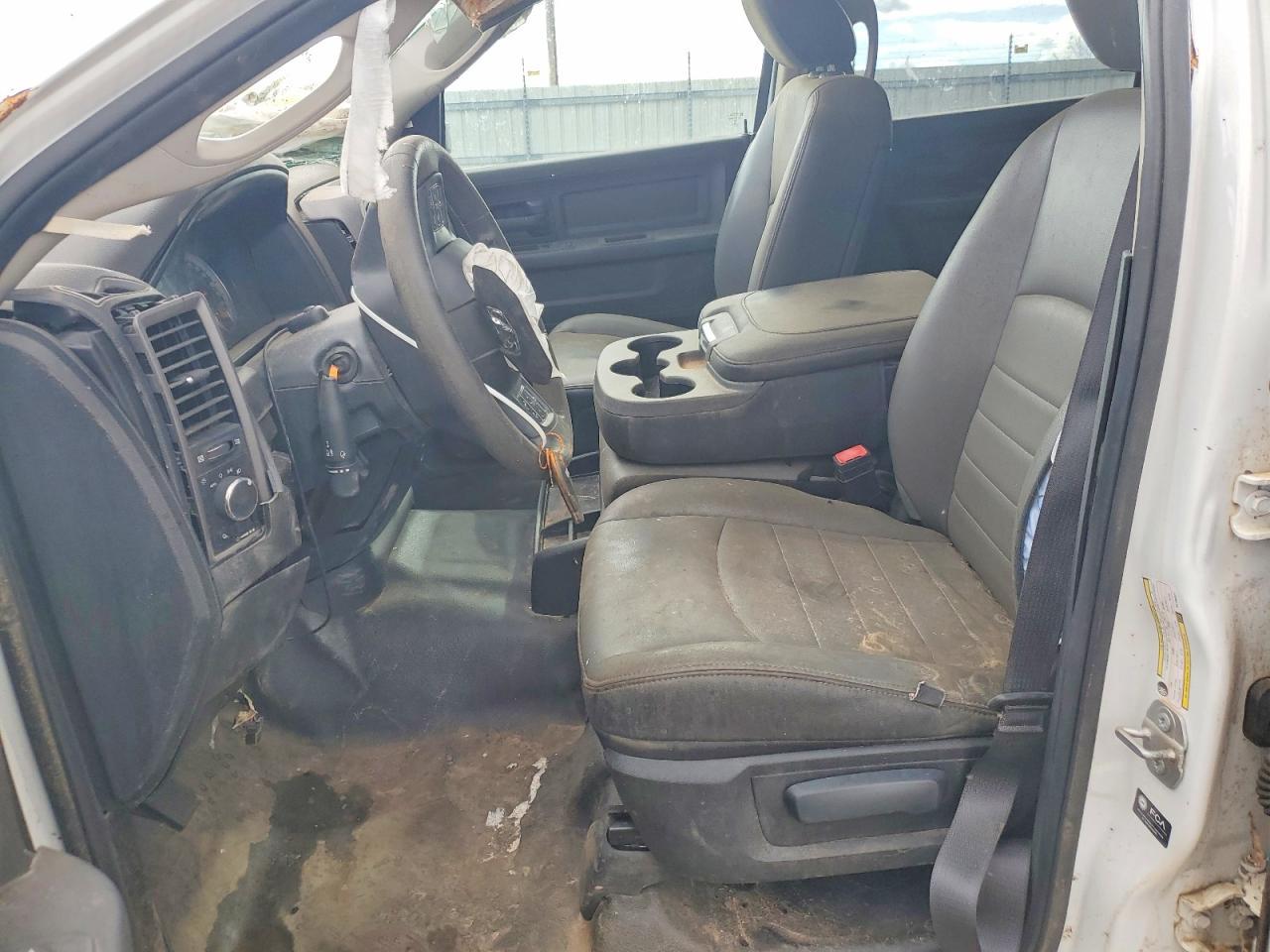 2022 Ram 1500 Classic Tradesman - Фото 7