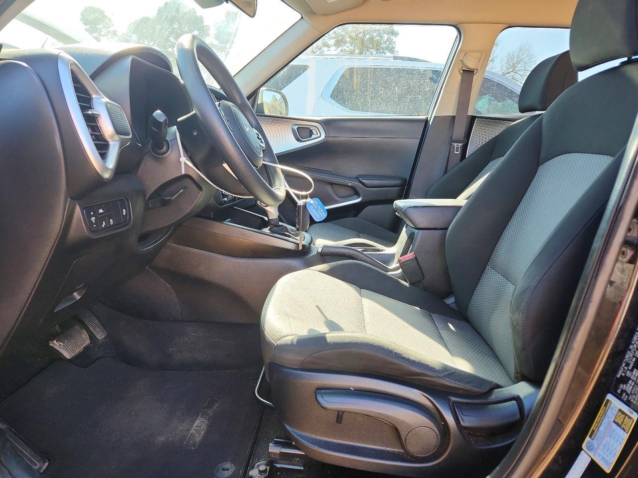 2022 Kia Soul - Image 7