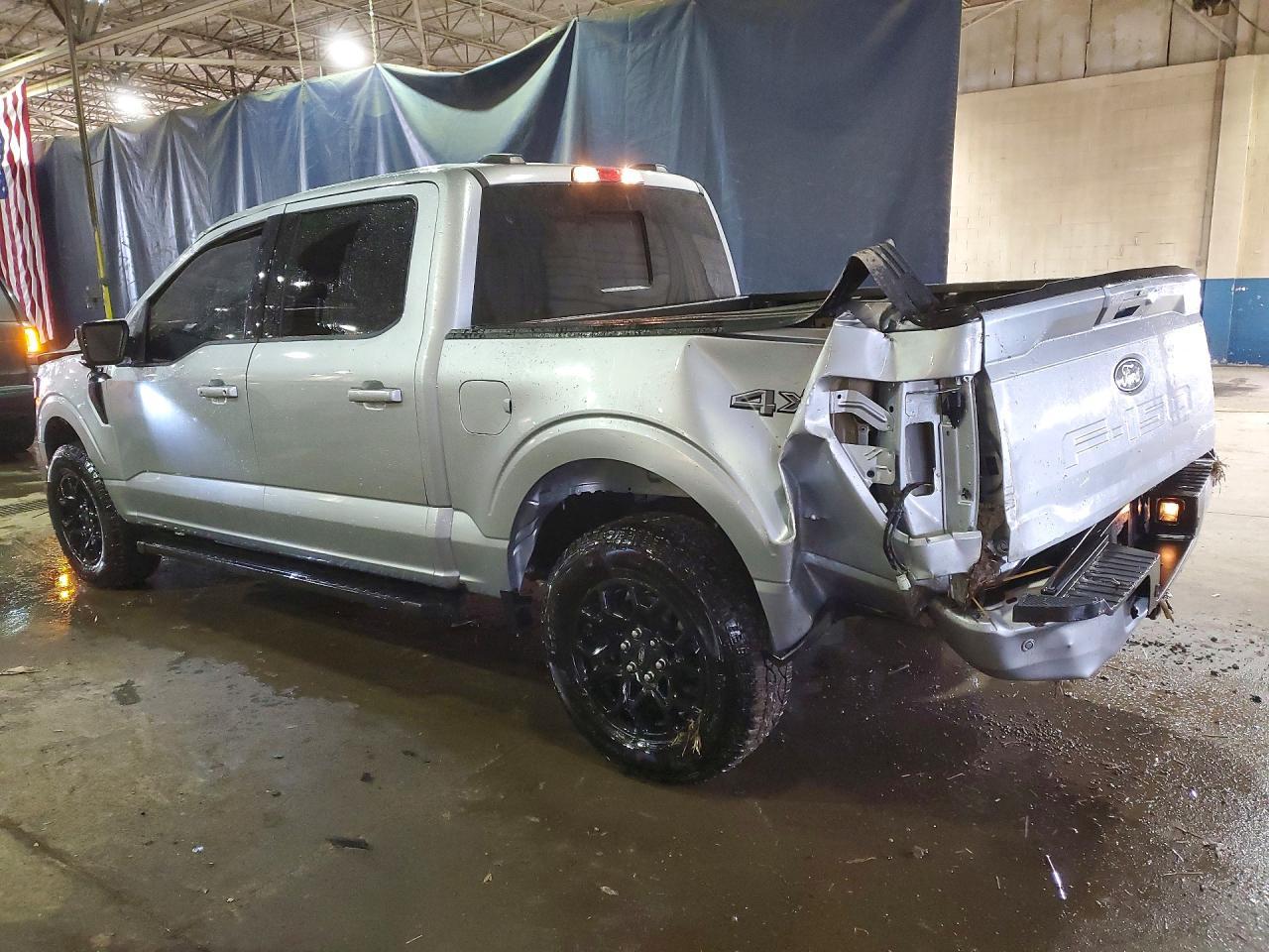 2025 Ford F150 Xlt - Фото 2