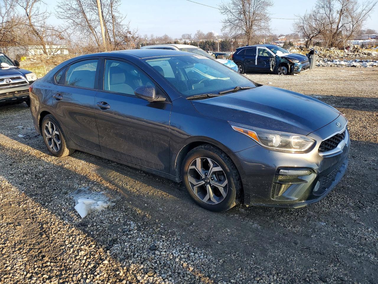 2021 Kia Forte Fe - Фото 4