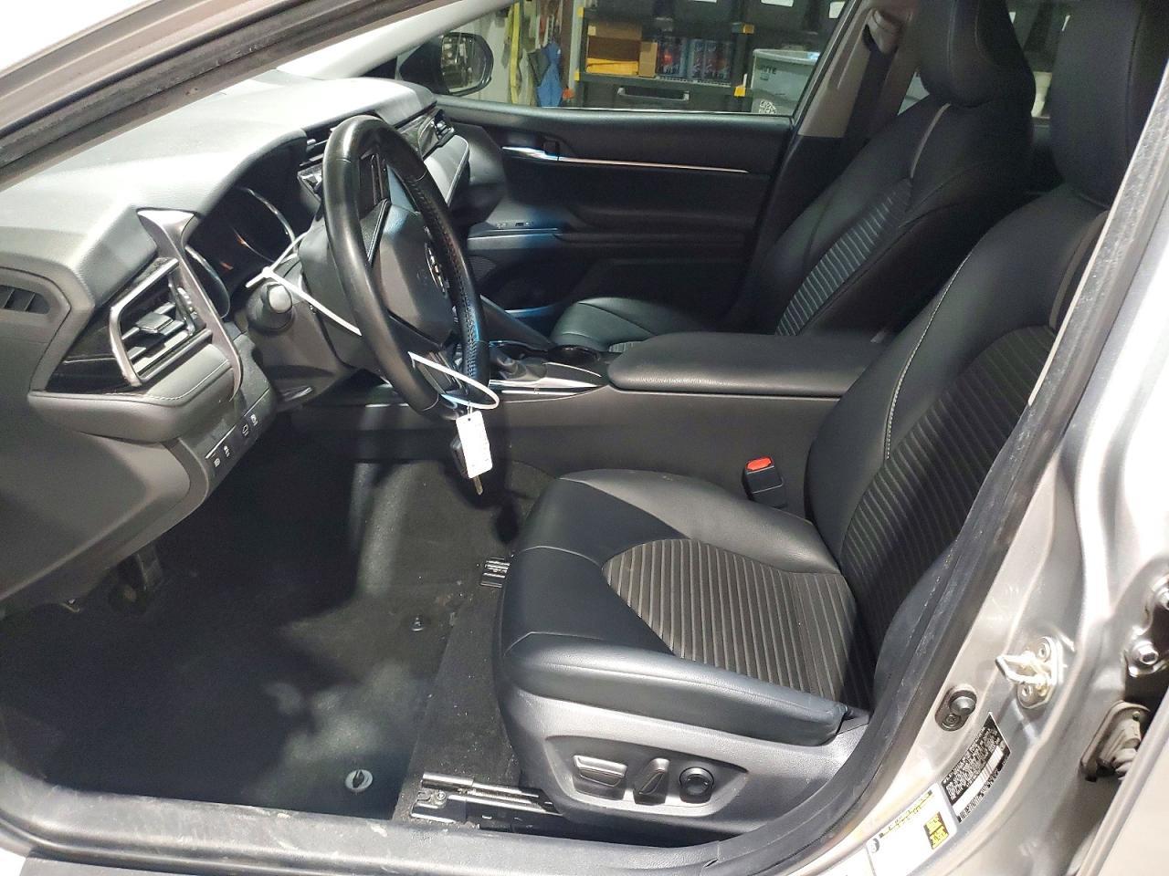 2019 Toyota Camry L - Фото 7