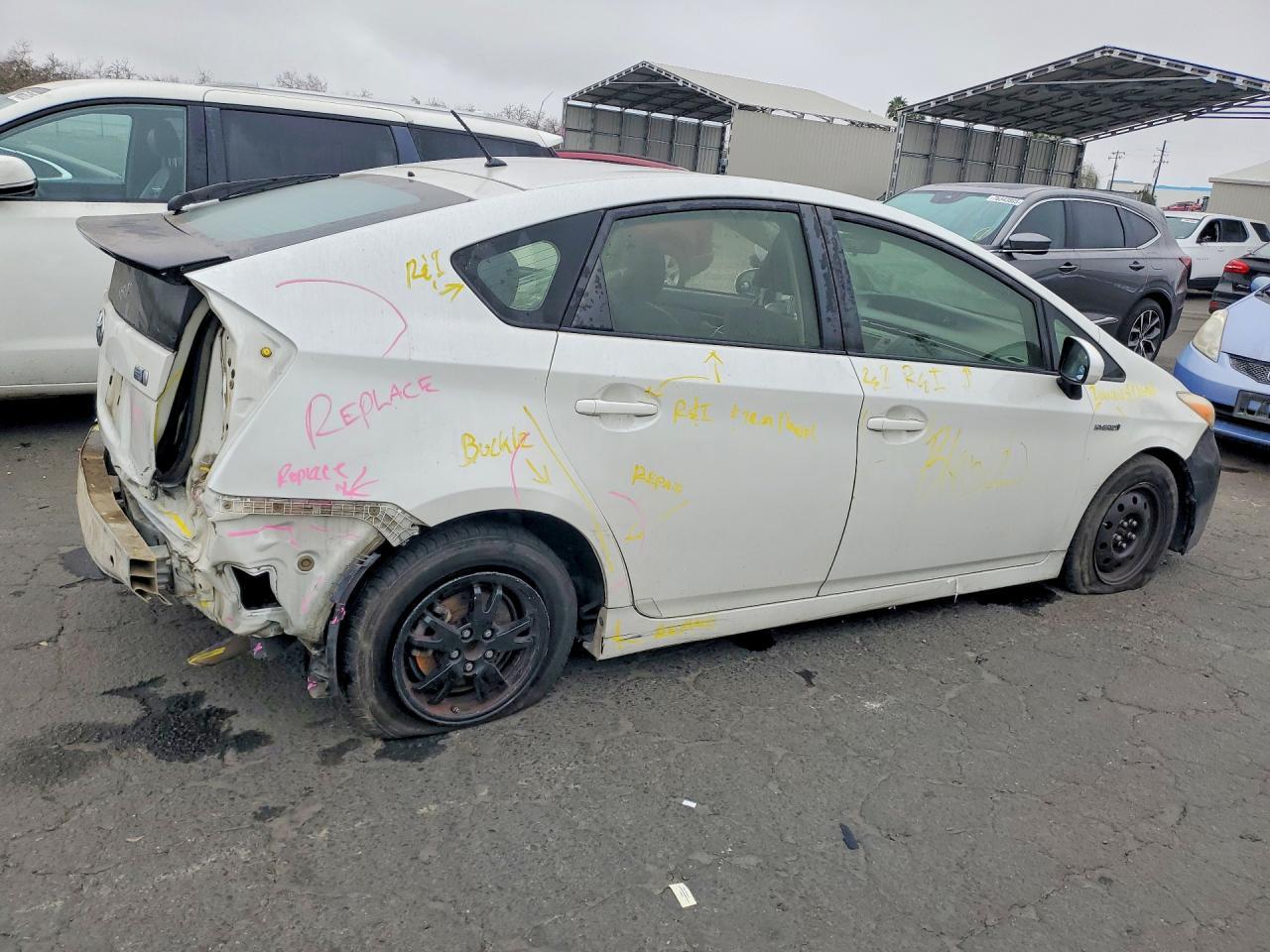2015 Toyota Prius - Фото 3