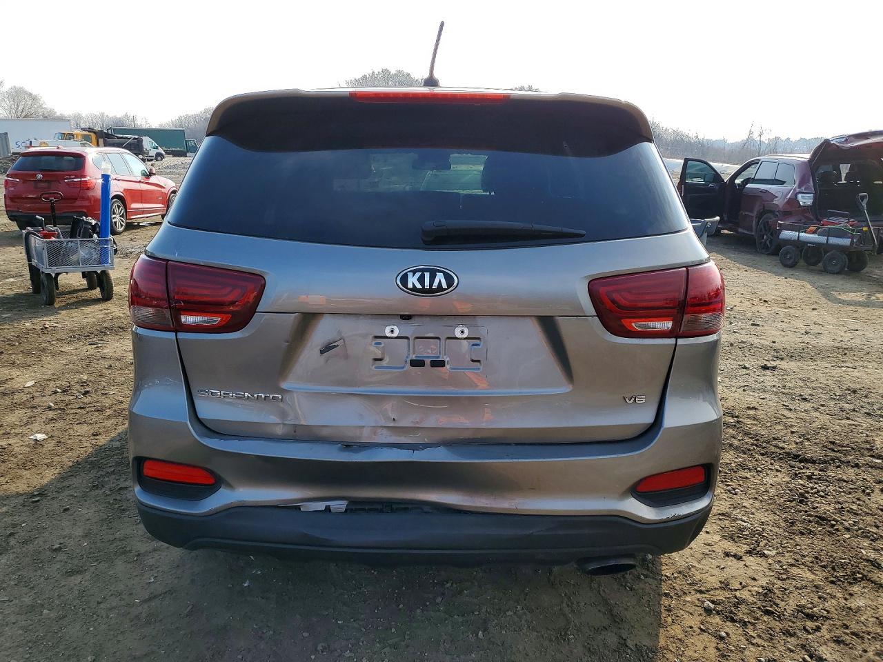 2019 Kia Sorento Lx - Image 6