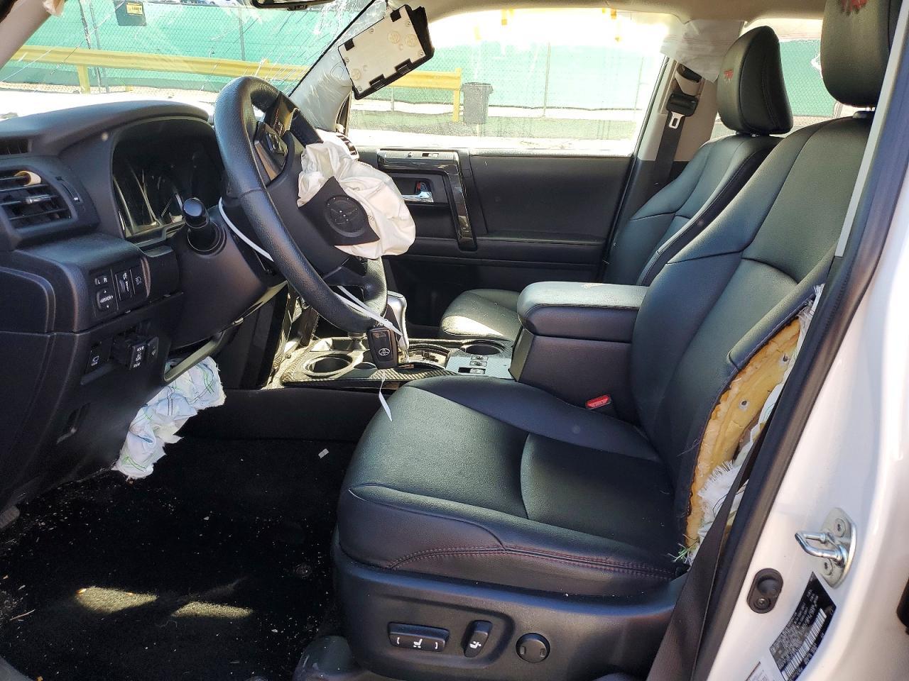 2023 Toyota 4Runner Se - Image 7