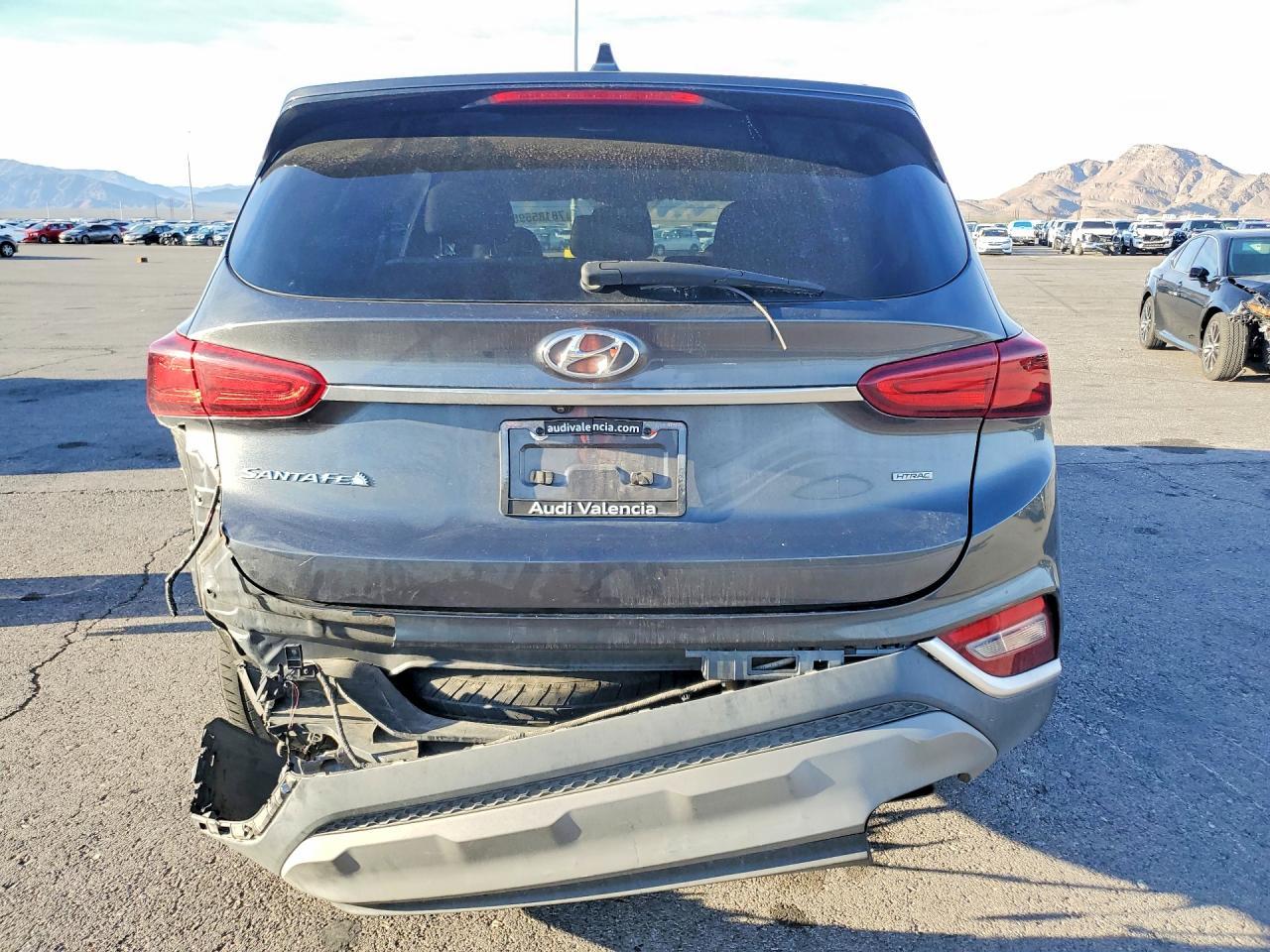 2020 Hyundai Santa Fe - Фото 6