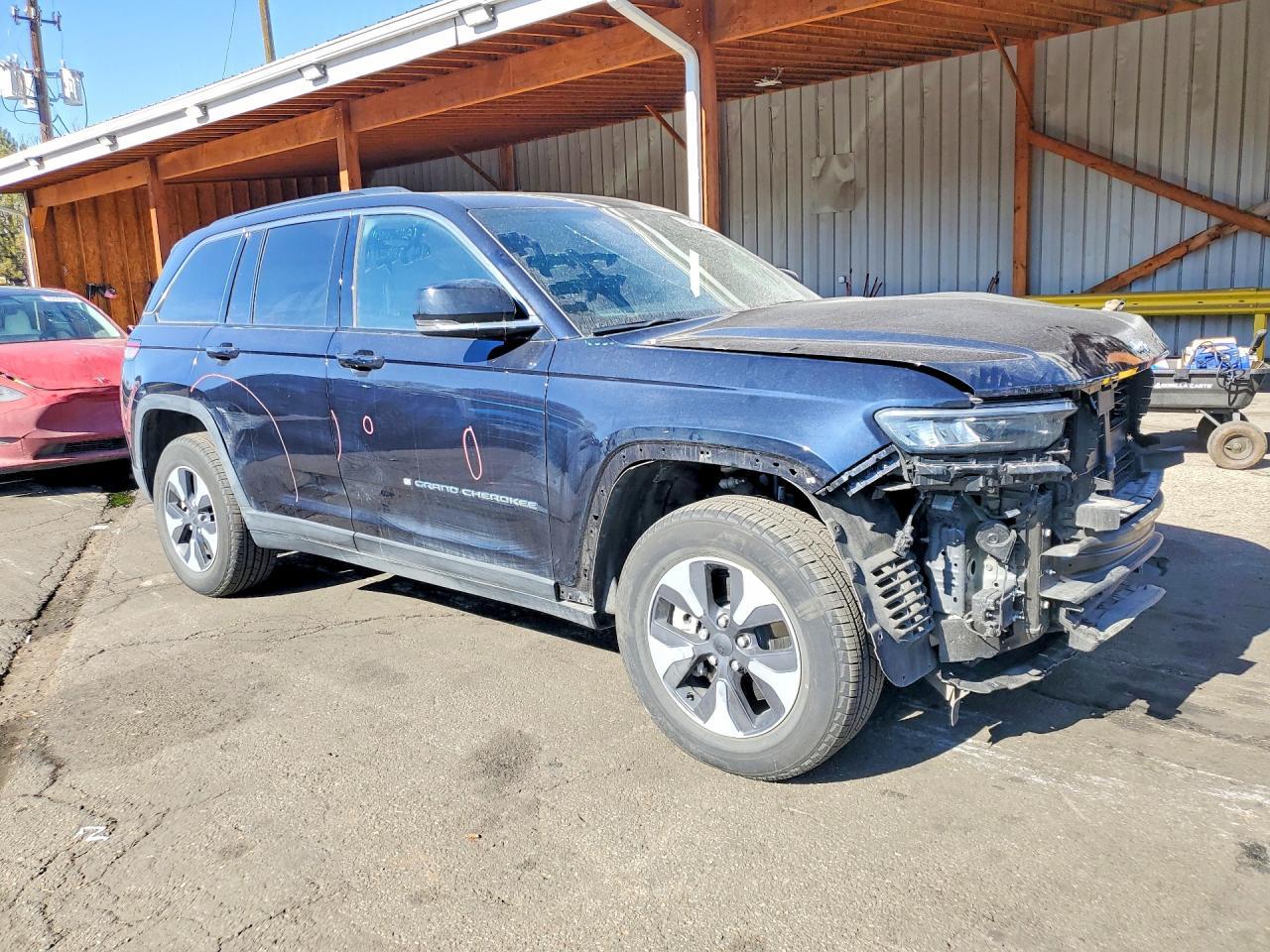 2024 Jeep Grand Cherokee Limited 4Xe - Image 4