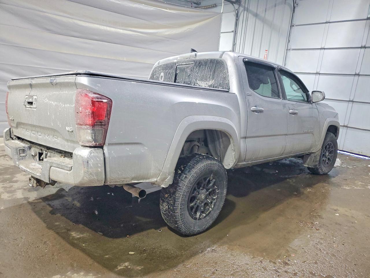 2019 Toyota Tacoma Double Cab - Image 3