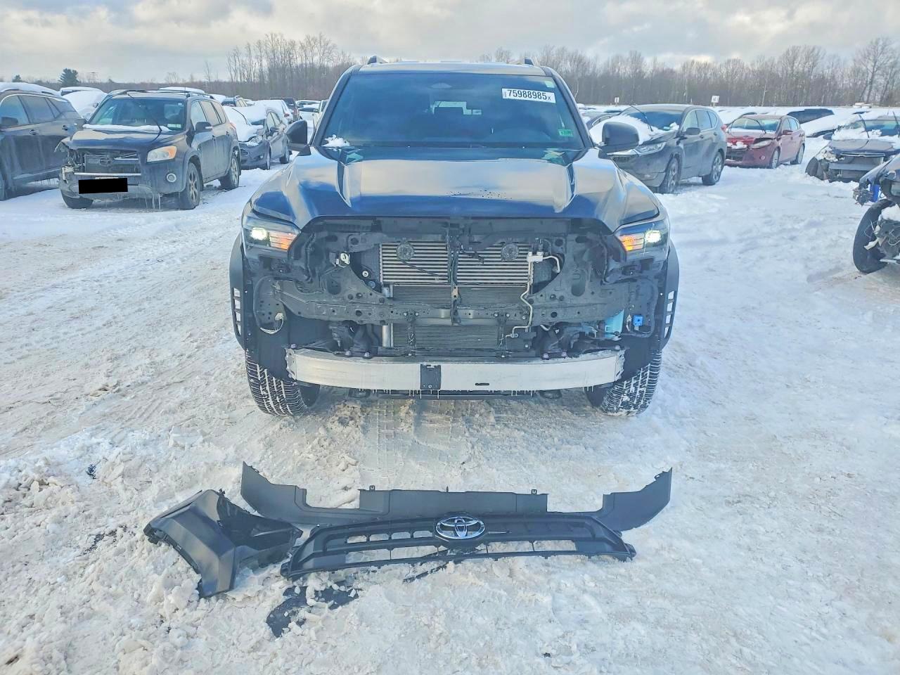 2025 Toyota 4Runner Sr5 - Image 5