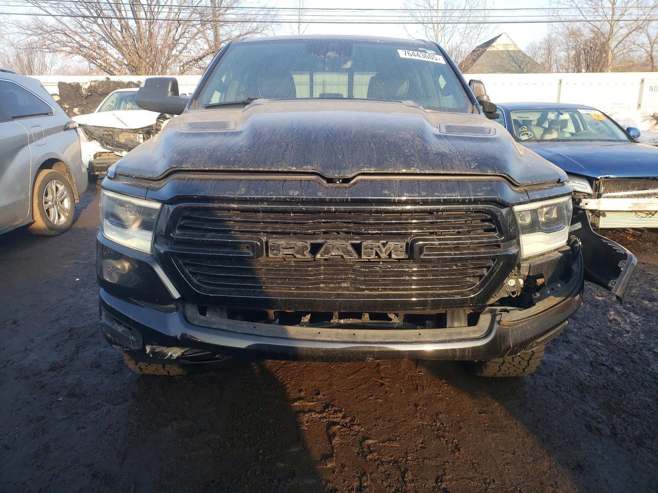 2021 Ram Trucks 1500 Laramie - Фото 5