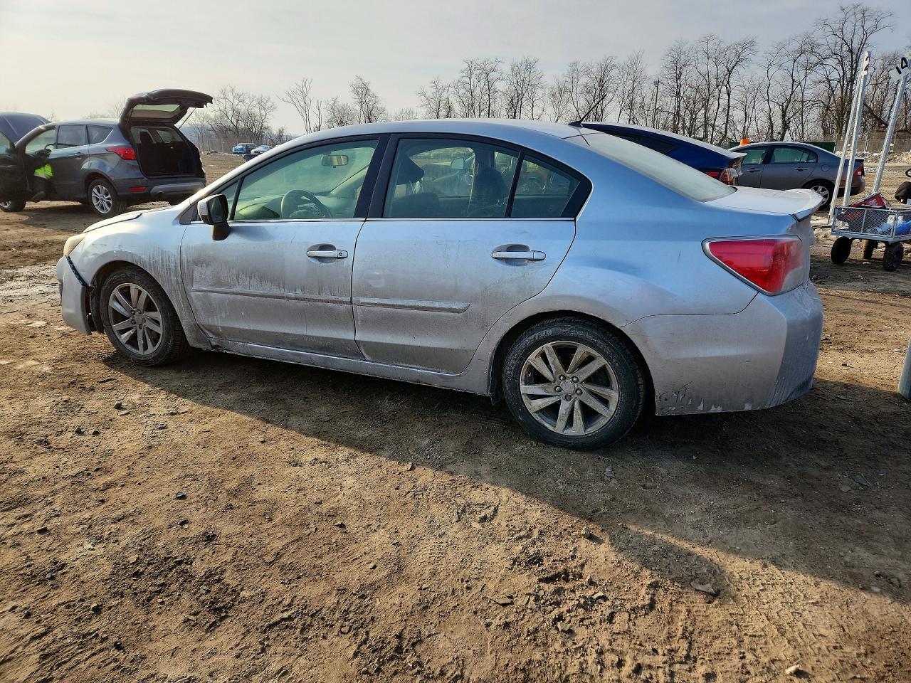 2015 Subaru Impreza Premium - Фото 2