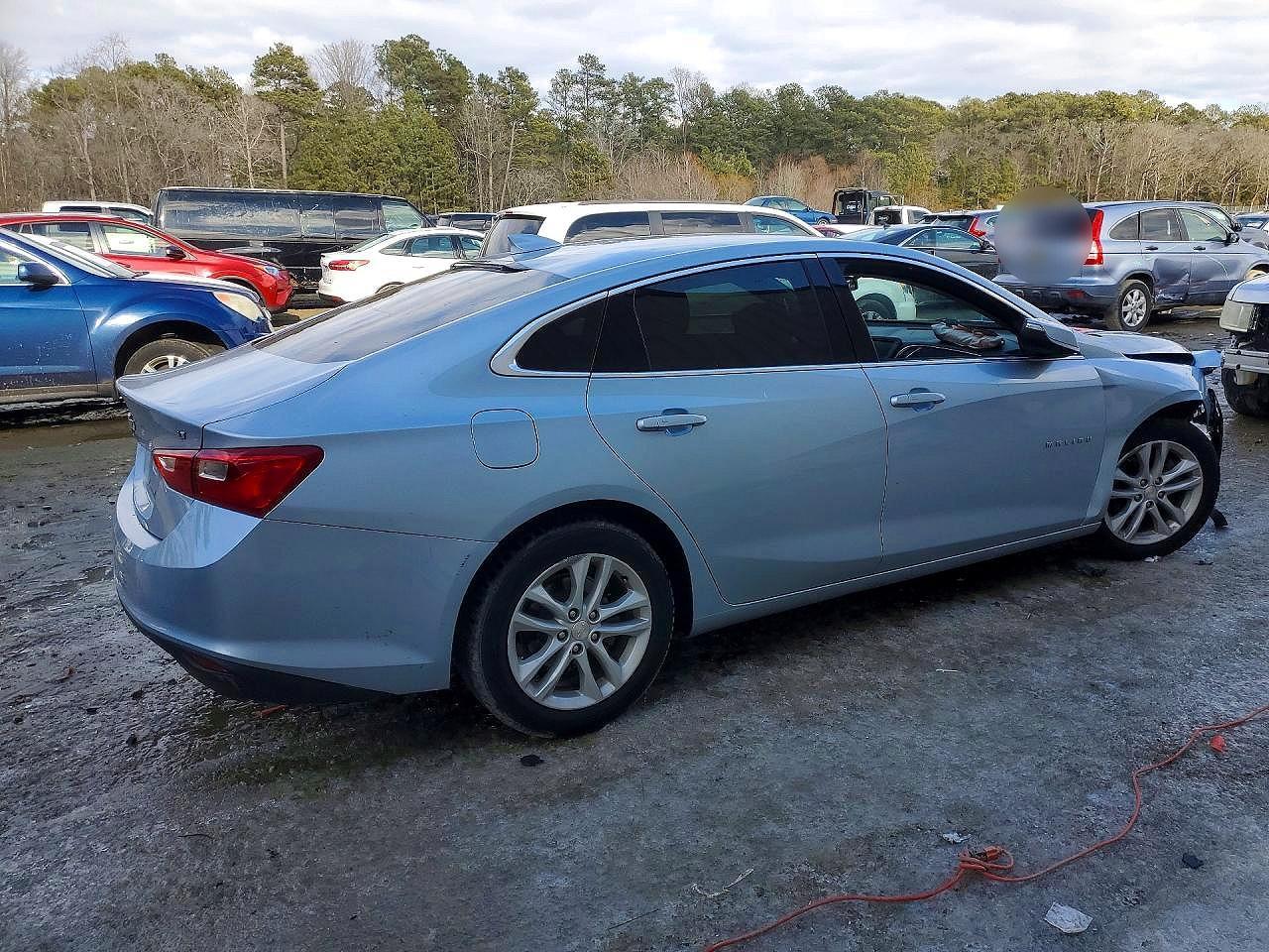 2017 Chevrolet Malibu Lt - Image 3