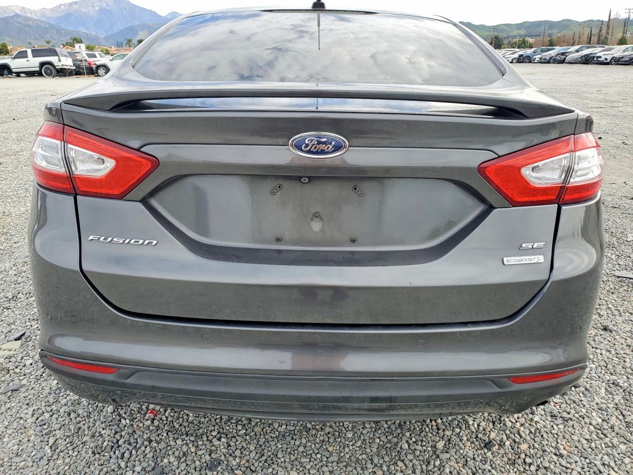 2016 Ford Fusion Se - Фото 6