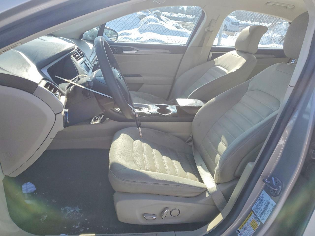 2015 Ford Fusion Se - Фото 7