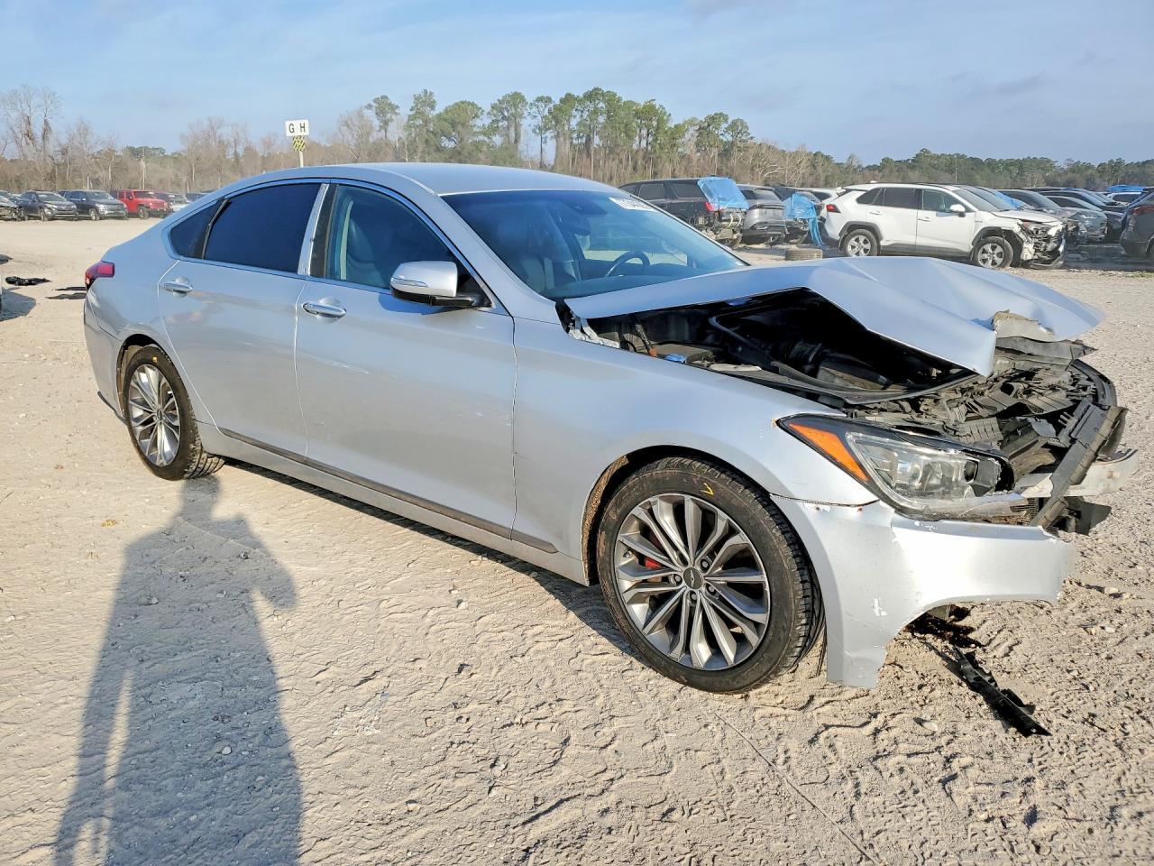 2015 Hyundai Genesis 3.8L - Фото 4