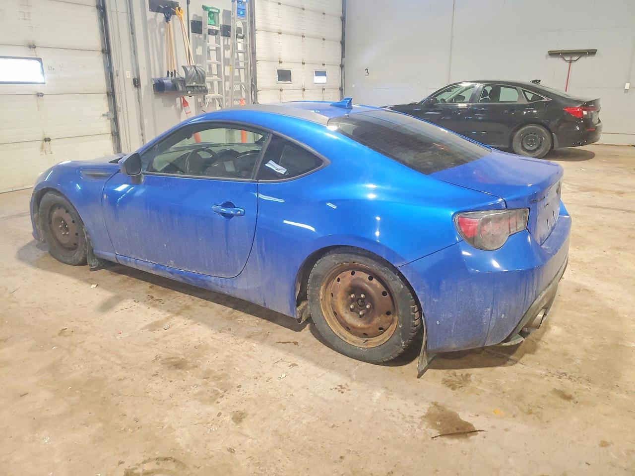 2013 Subaru Brz 2Dr - Фото 2