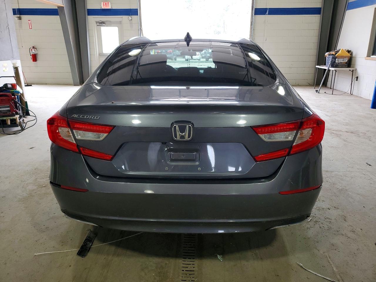 2019 Honda Accord Ex - Image 6