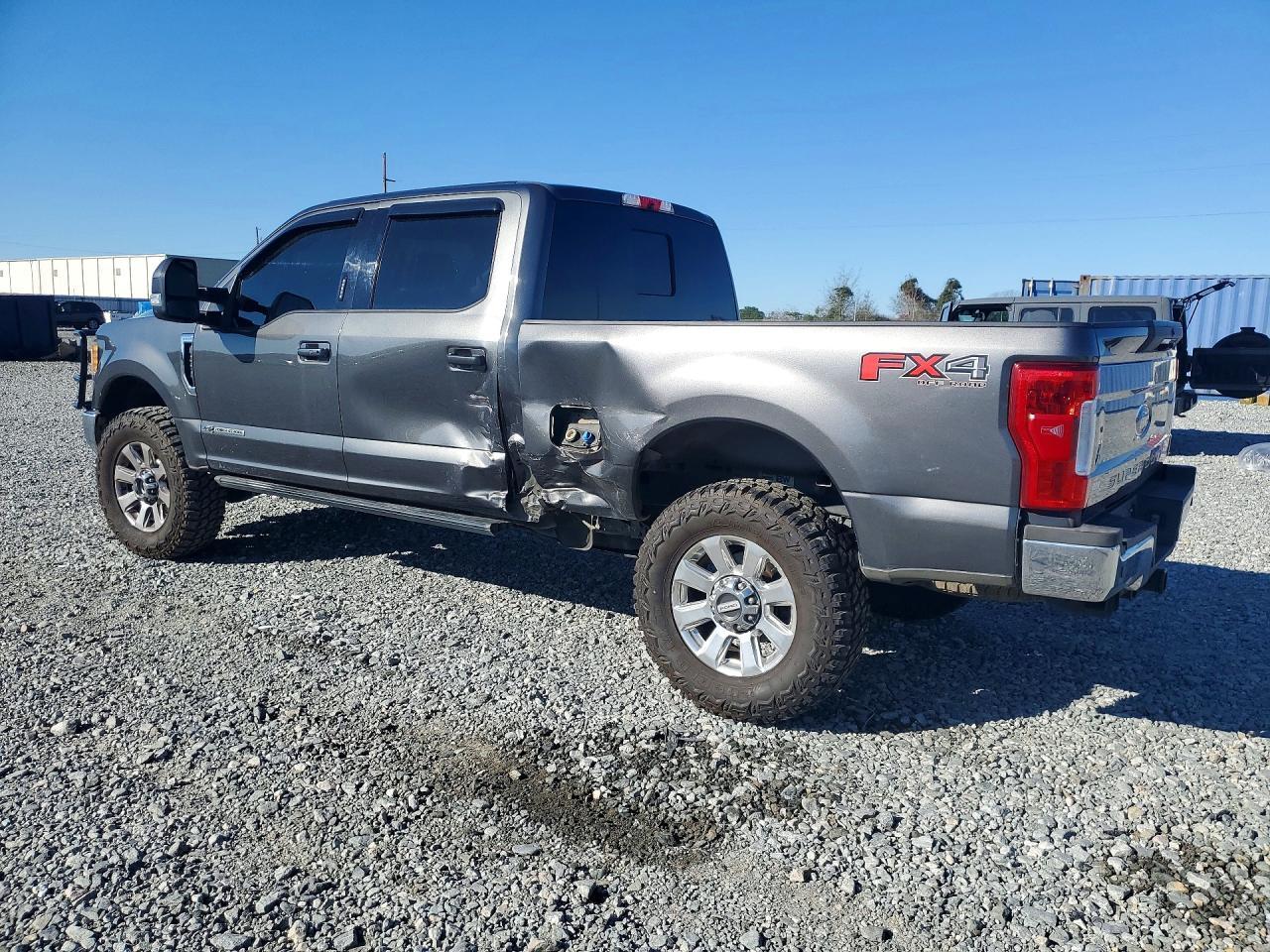 2017 Ford F250 Super Duty - Image 2