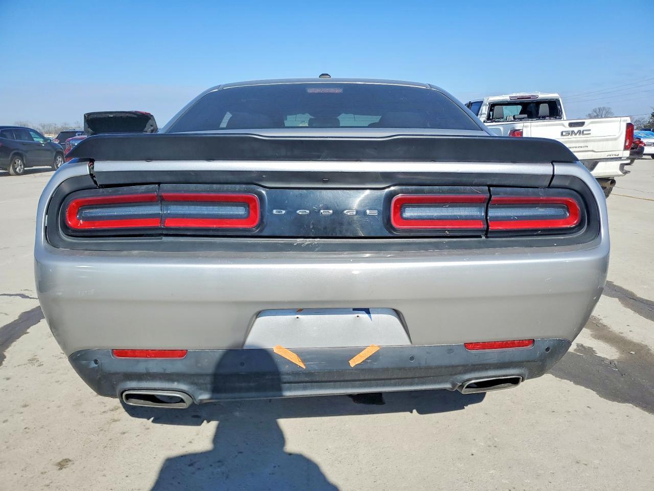 2016 Dodge Challenger Sxt - Image 6