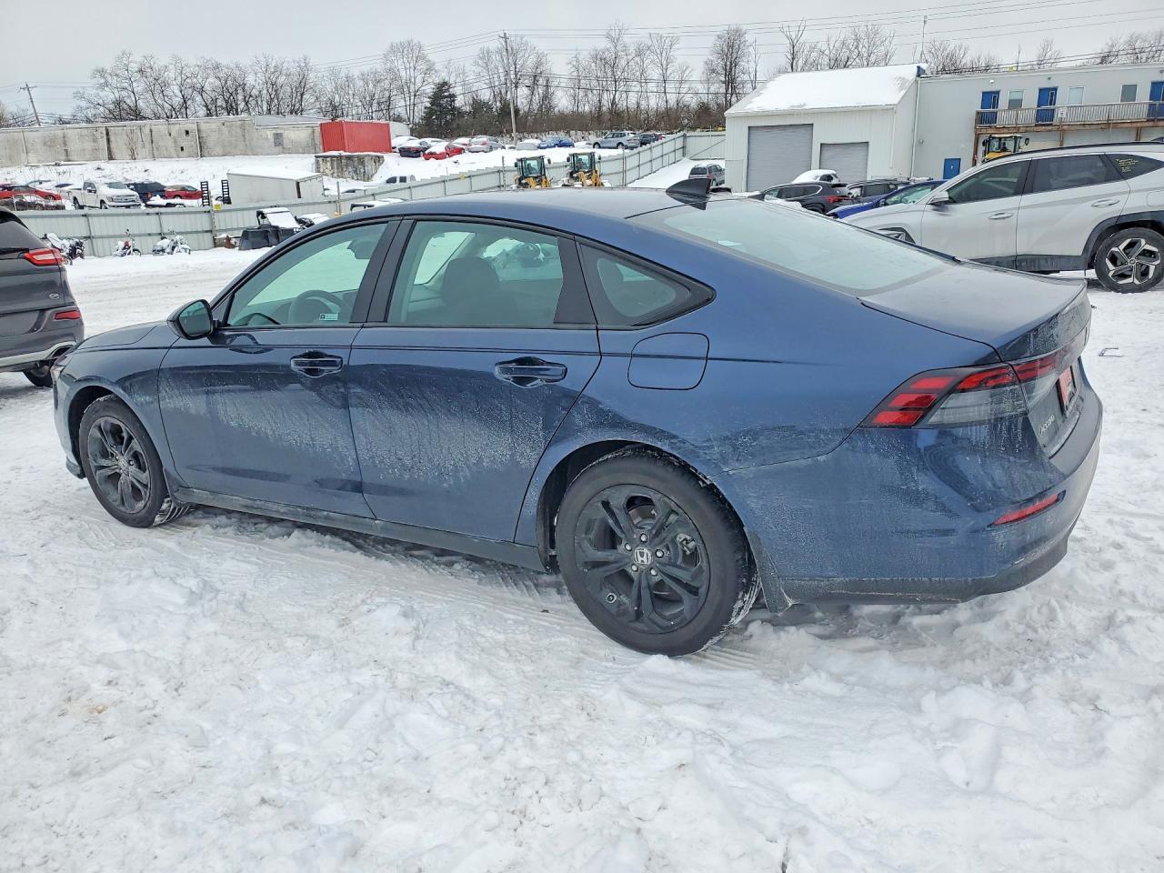 2025 Honda Accord Se - Фото 2